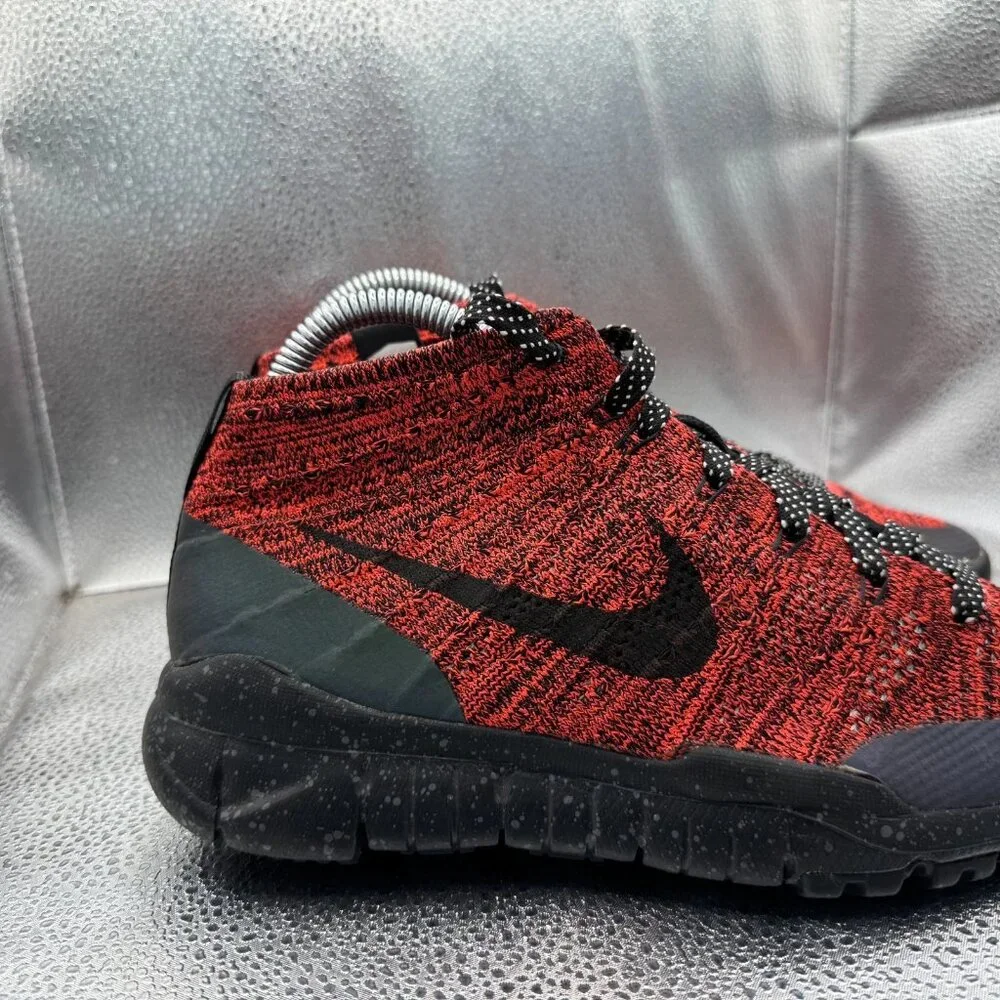 Size 7 Nike Fly Knit Chukka Womens Bright Crimson Black Running Shoes 805093-603 - Picture 2 of 12